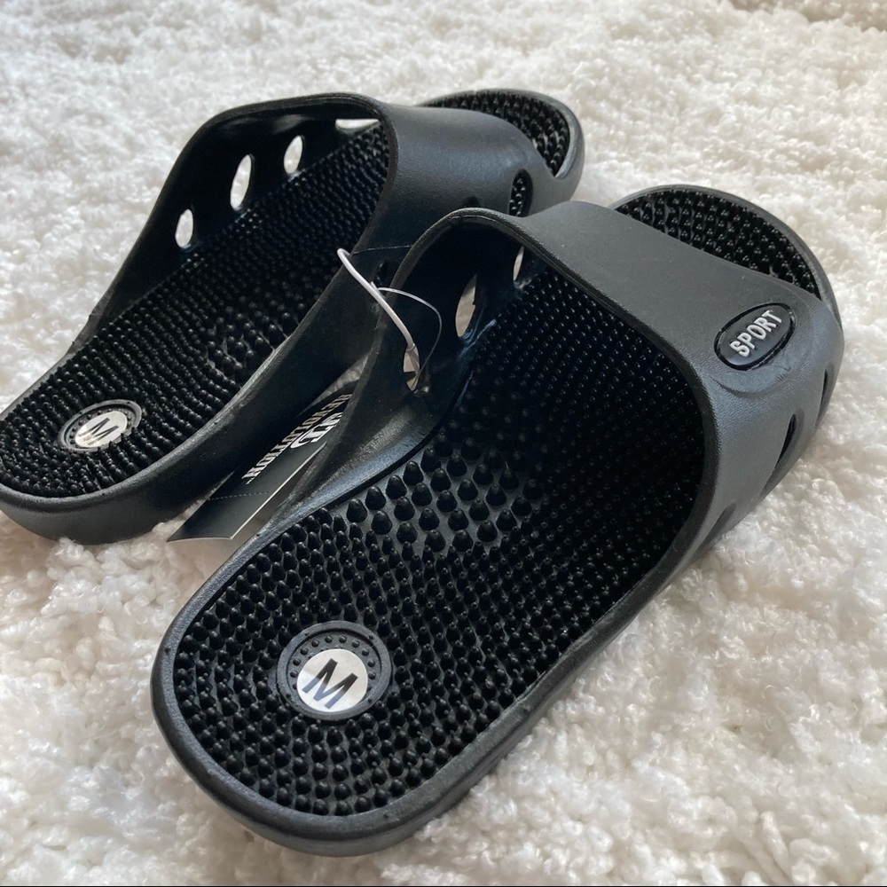 Revolution kids size M sandals
